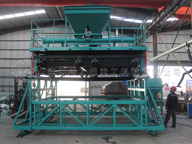 鏈板翻堆機(jī)的設(shè)備特點(diǎn) 鏈板翻堆機(jī)的設(shè)備特點(diǎn)